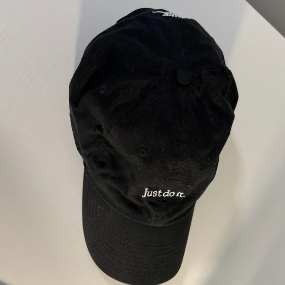 Nike Black Just Do It Cap with White Embroidery OS - Picture 3 of 6